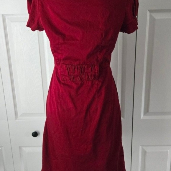 The limited Womens deep red v-neck Button Down dress size 2 - Picture 3 of 9